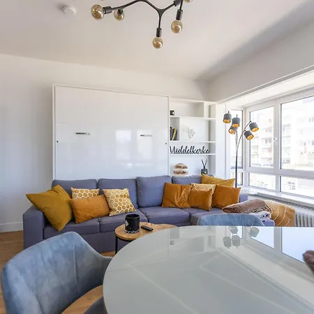 Apartment With Beautiful Sea-view